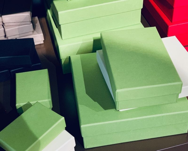 Ưu điểm sử dụng hộp carton nắp rời